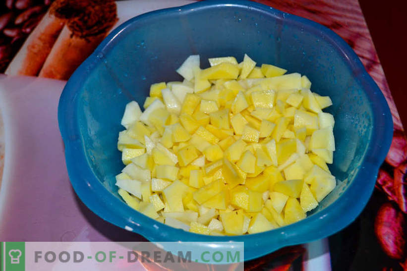 Asado en ollas: papas con champiñones y salchicha ahumada, deliciosa receta para los huéspedes