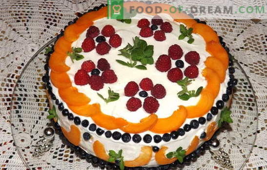 Торта со павлака со овошје - среќа на слатко! Рецепти smetannyh торта со овошје: бисквит, желе, без печење