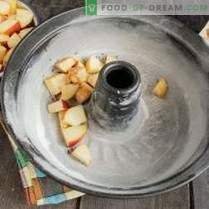 Посно шарлот со јаболка и цимет на крем од зеленчук