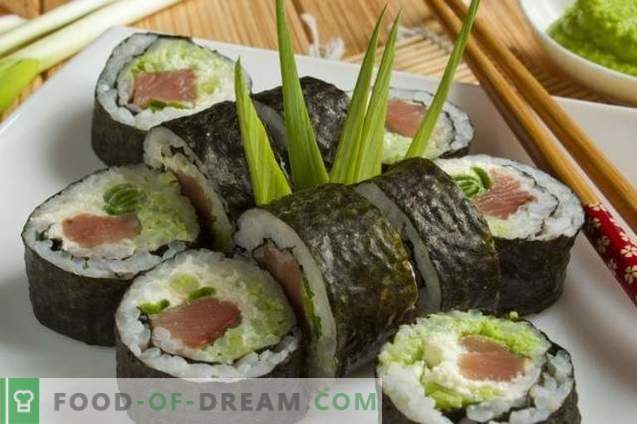 Sushi Maki med röd fisk