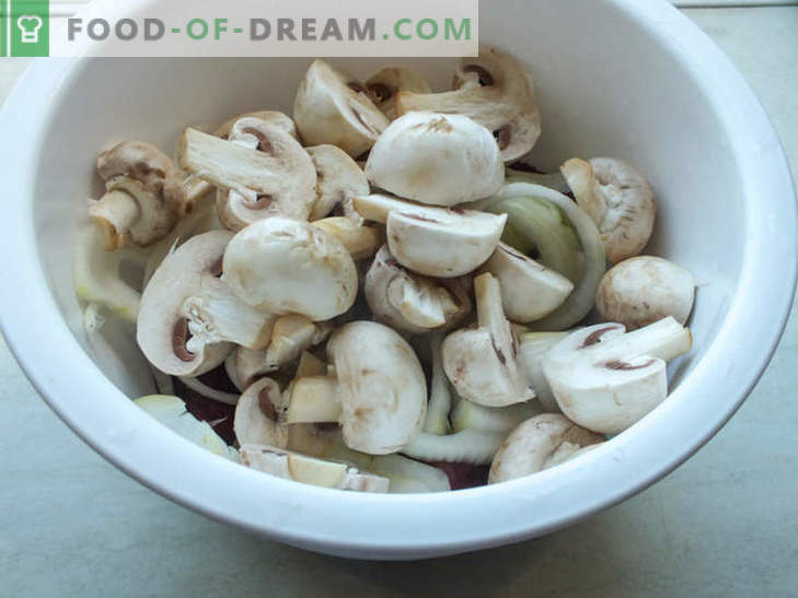 Сочно говедско месо со печурки печени во фолија - рецепт за вкусно јадење со тајна