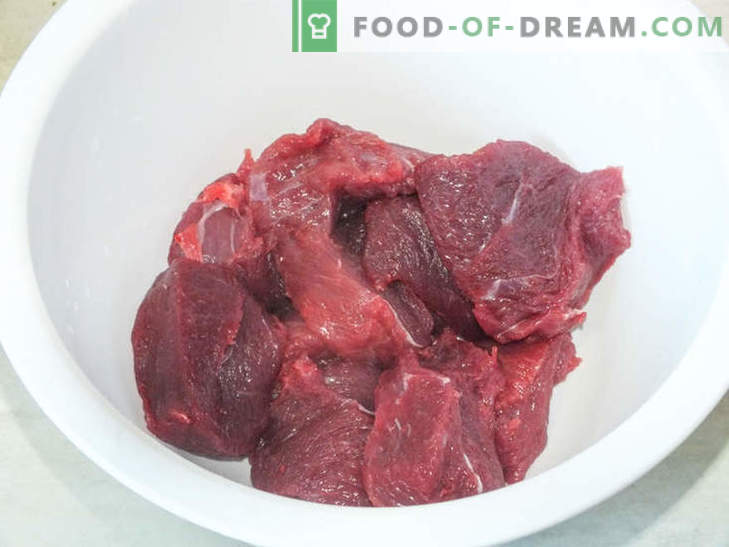 Сочно говедско месо со печурки печени во фолија - рецепт за вкусно јадење со тајна