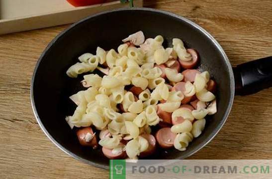 Рајс со мелено месо и зеленчук во доматите: фантазија за рижото на достапните производи. Фото-рецепт за готвење ориз со мелено месо и зеленчук во домат: чекор по чекор