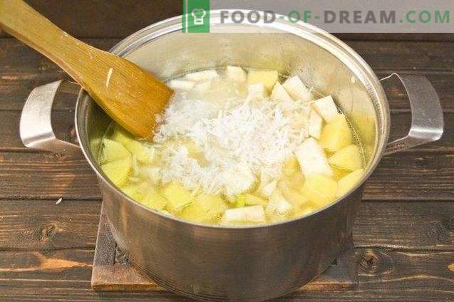 Суп за спанаќ-кокосов крем