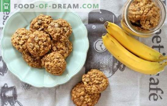 Овес колачиња со банани: мирисна и здрава десерт за појадок. Готвење опции за овес колачиња со банани, сушено овошје, урда, ореви и чоколада
