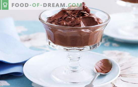 Чоколадниот маскарпон е најдобар третман за љубителите на чоколадо. Чоколадни Mascarpone Десерти Рецепти: Едноставно и комплексно