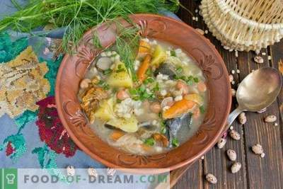 Gobova juha z fižolom in krompirjem