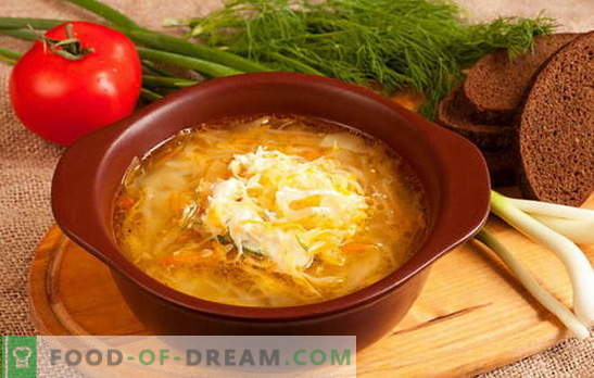 Особини на русовата супа од кисела зелка: рецепти. Колку домаќинки - толку многу опции зелка зелка со зеленчук